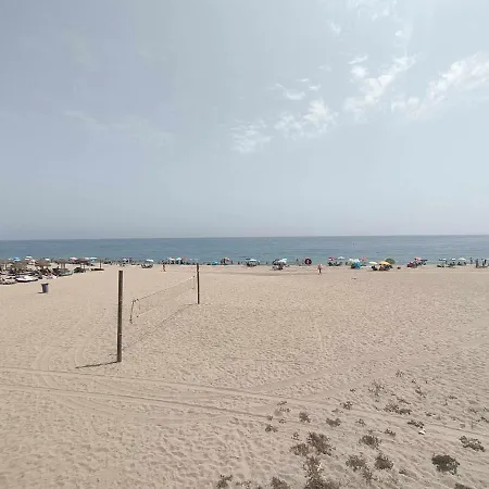 La Invencible 1ª Linea Playa * מוחקאר